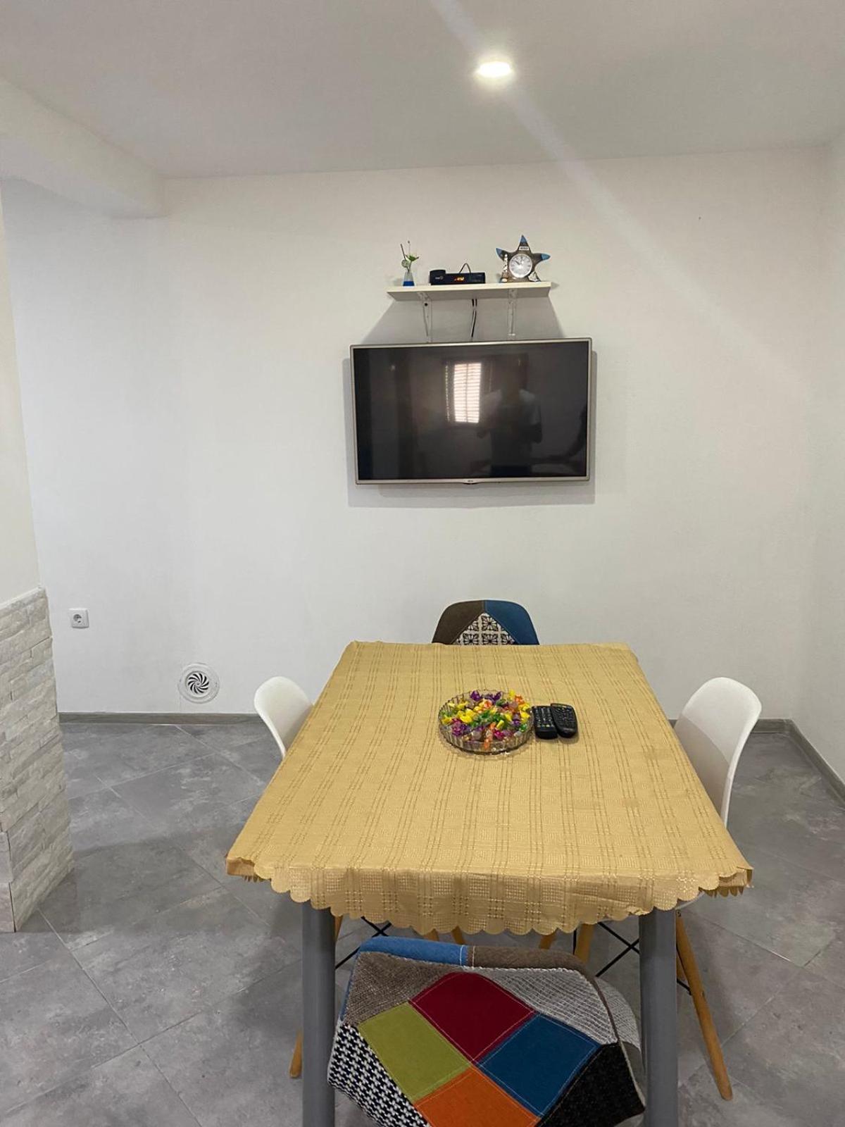 Milosavljevic Apartments Tivat Exterior photo
