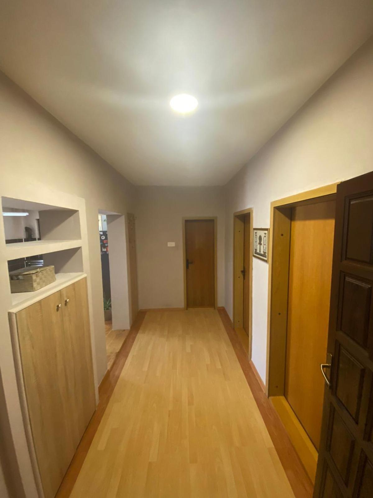 Milosavljevic Apartments Tivat Exterior photo